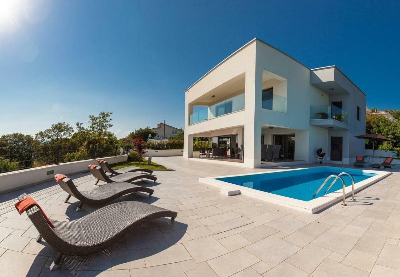 Villa Rina - Luxury Holiday Home ツリクヴェニツァ エクステリア 写真