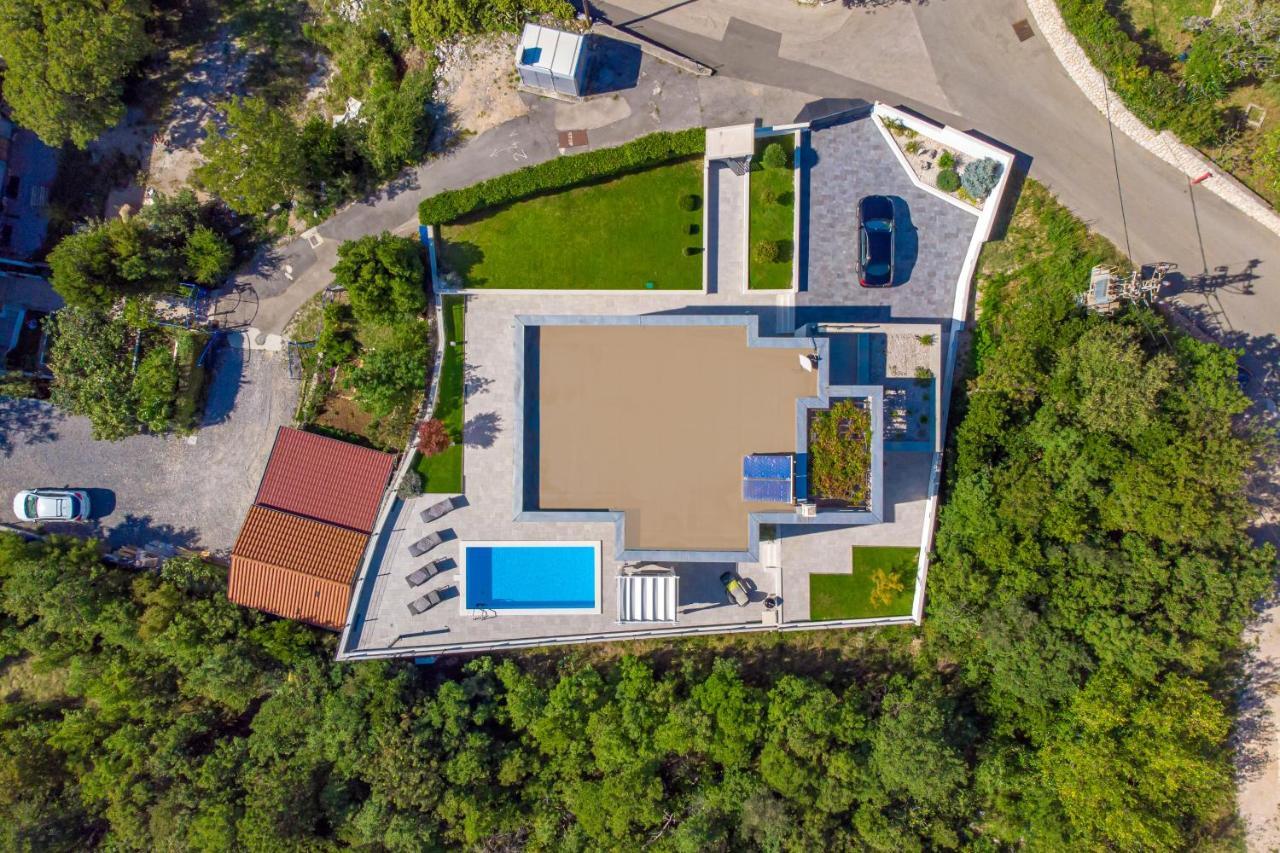 Villa Rina - Luxury Holiday Home ツリクヴェニツァ エクステリア 写真